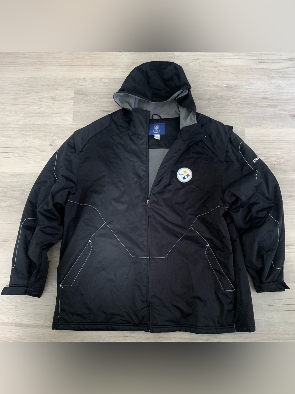 Reebok Steelers Onfield Black jacket size 4XL